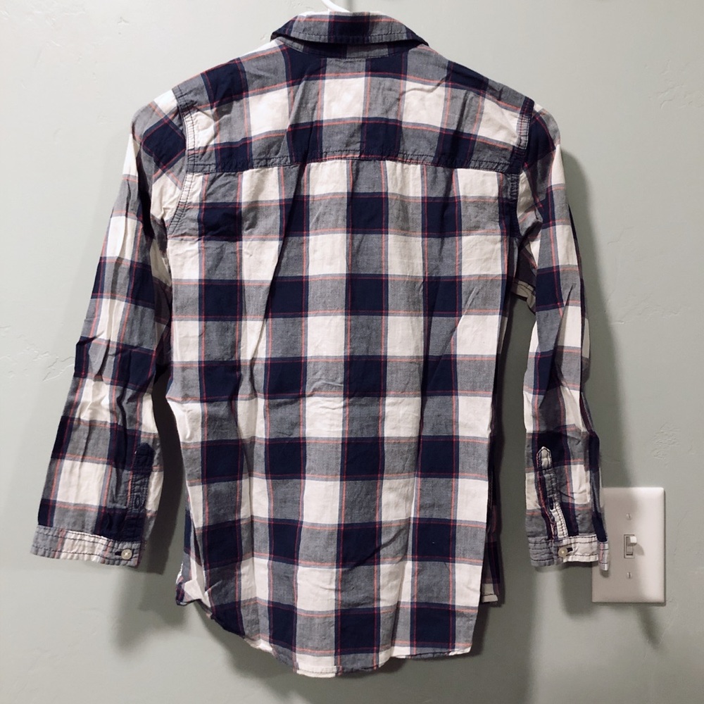 ⭐️ Plaid Linen Button-Up Flannel - Picture 5 of 5